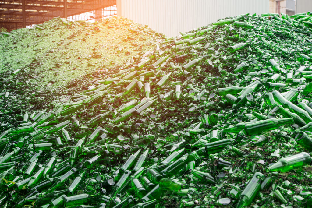 glass recycling mountain image